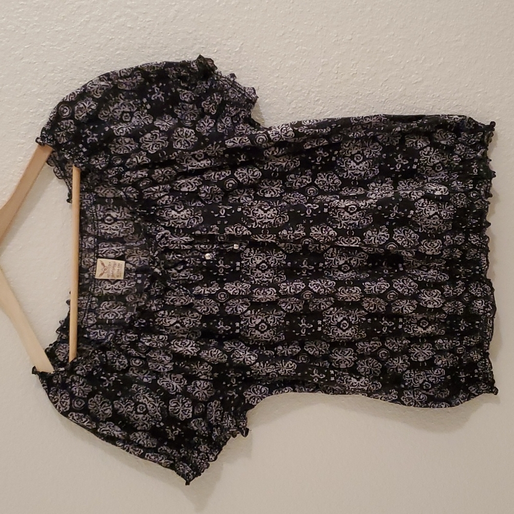 FADED GLORY Lightweight Floral Summer Top